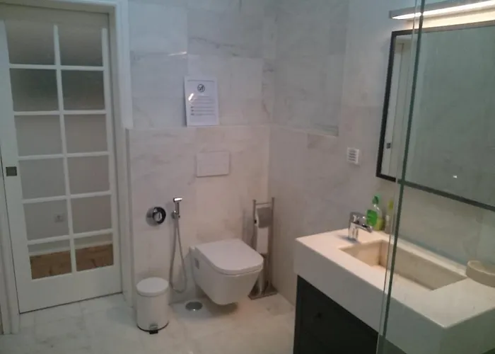 Alex Apartment Lisbon